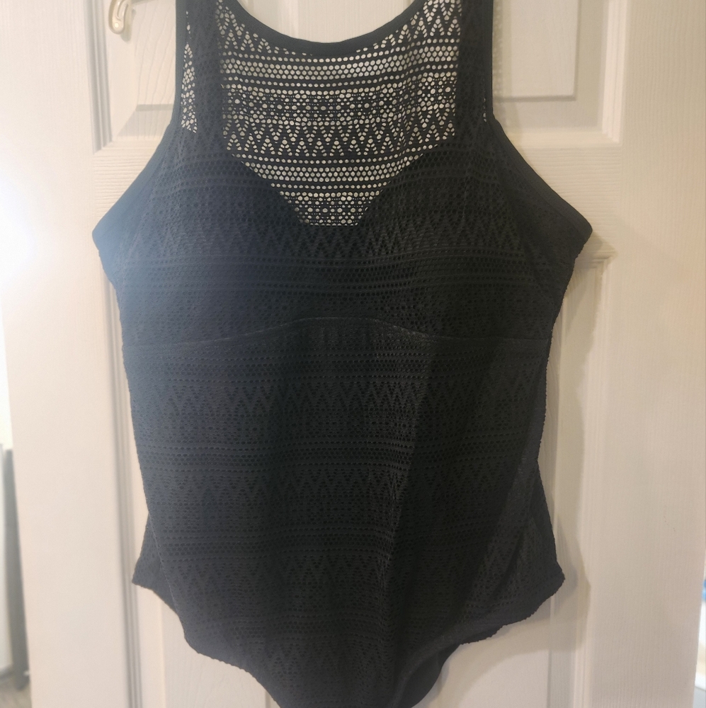 Swimsuits For All Elegant Black Lace Women's Top